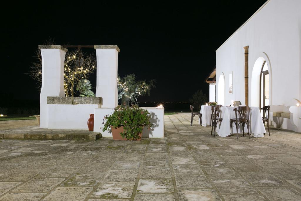 Tenutayala - Residenza Agrituristica Parabita Extérieur photo