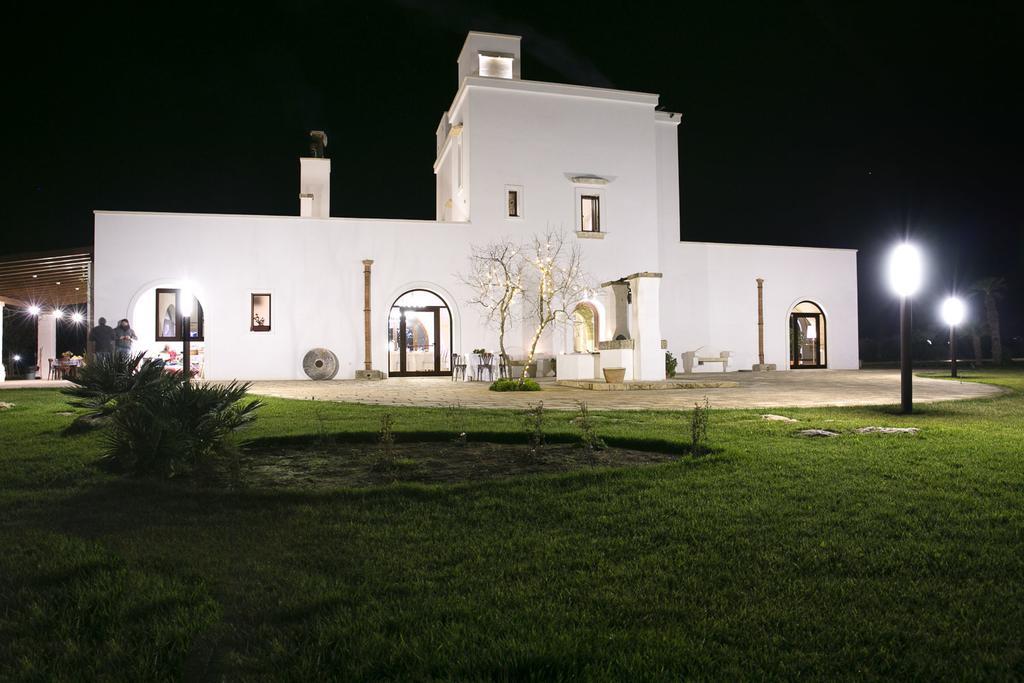 Tenutayala - Residenza Agrituristica Parabita Extérieur photo