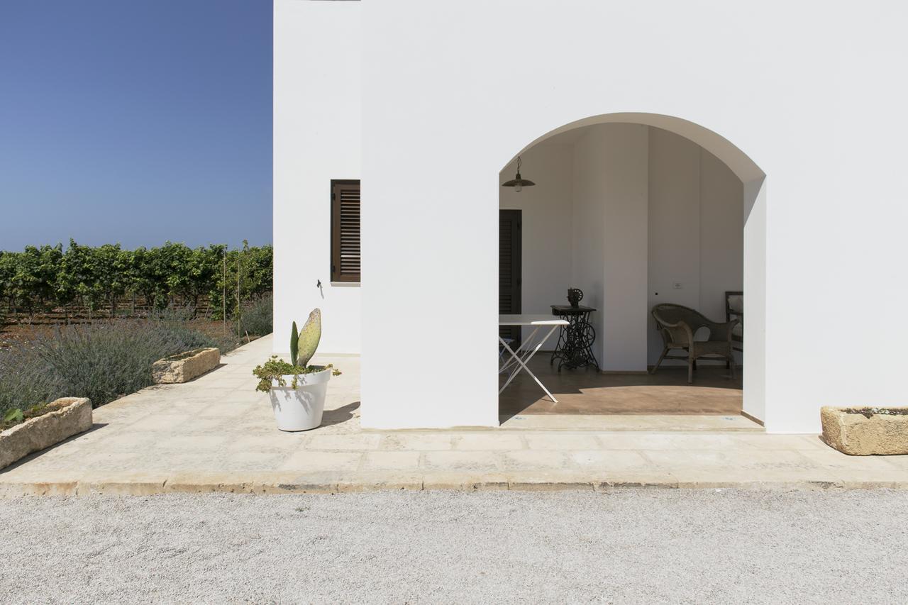 Tenutayala - Residenza Agrituristica Parabita Extérieur photo